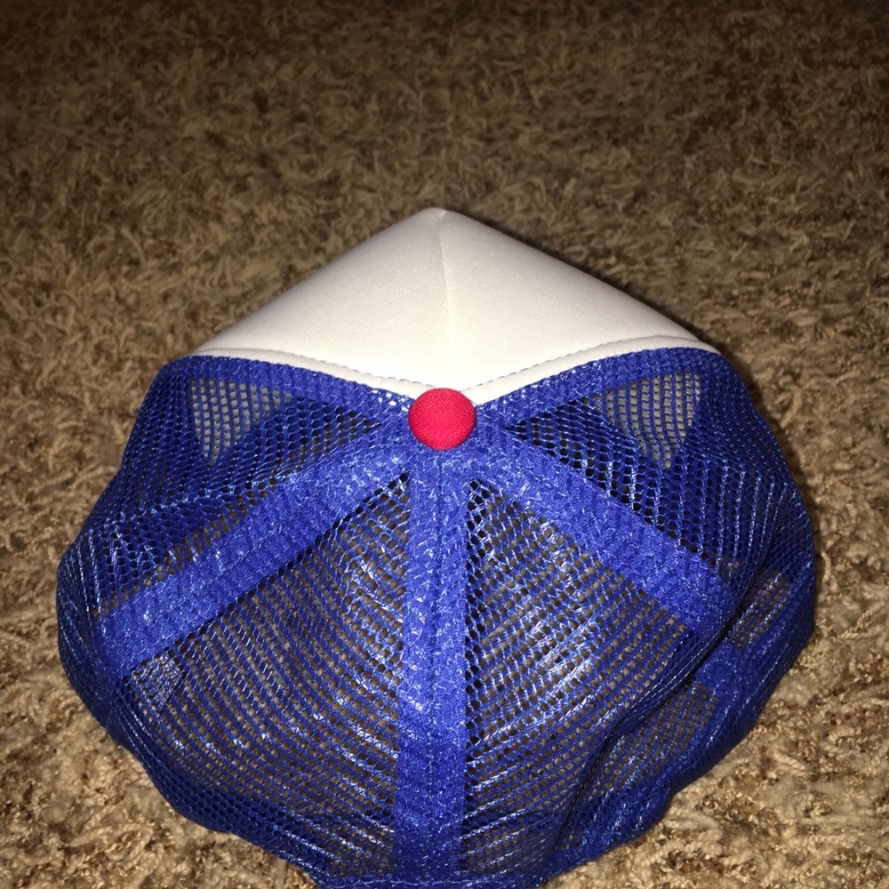 Hat - Picture 3 of 4